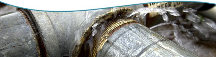 Pipe with water leak.